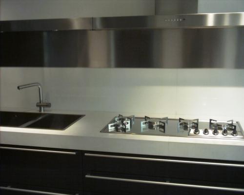 Top cucina Okite bianco assoluto di grosso spessore