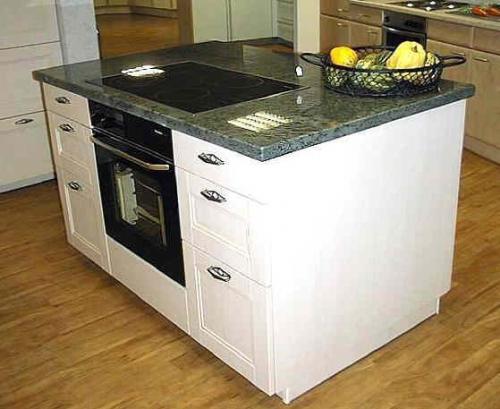 Top Cucina per isola in Granito verde Savana