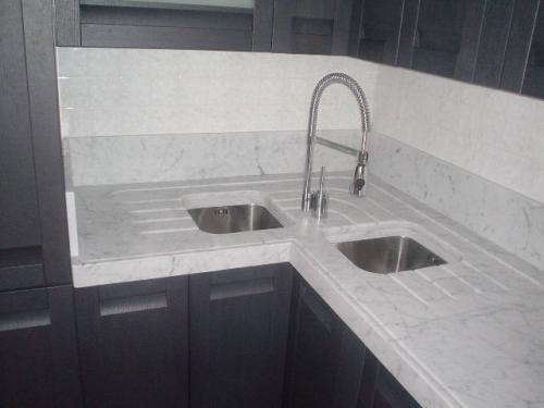 Top Cucina ad angolo con gocciolatoio ribassato
