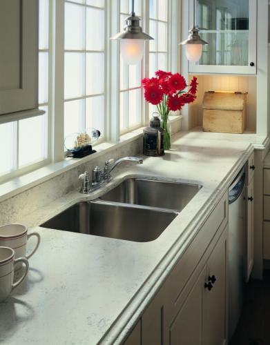 Top Cucina in Okite con lavello sottopiano
